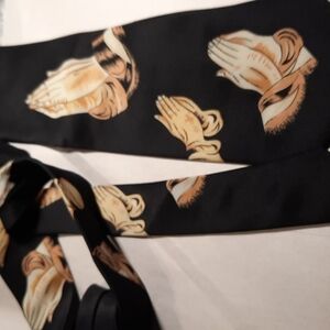 Men's Parquet Neck Tie Praying Hands